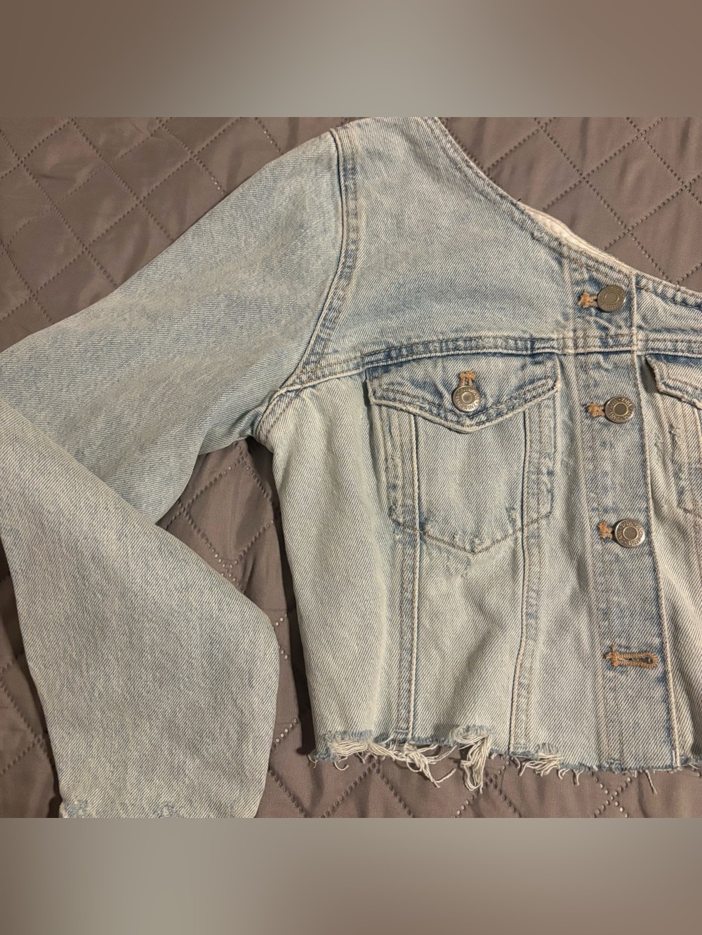 Zara One Shoulder Crop Light Wash Denim Jean Jacket Womens Large Asymmetrical - Picture 3 of 10